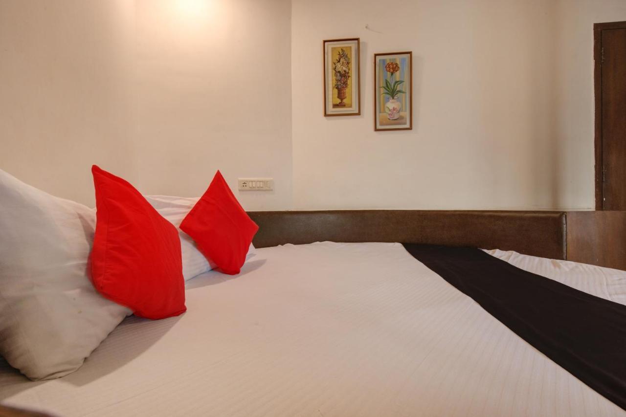 Capital O 77295 Hotel Bansidhar Bhuvan Bombay Eksteriør billede