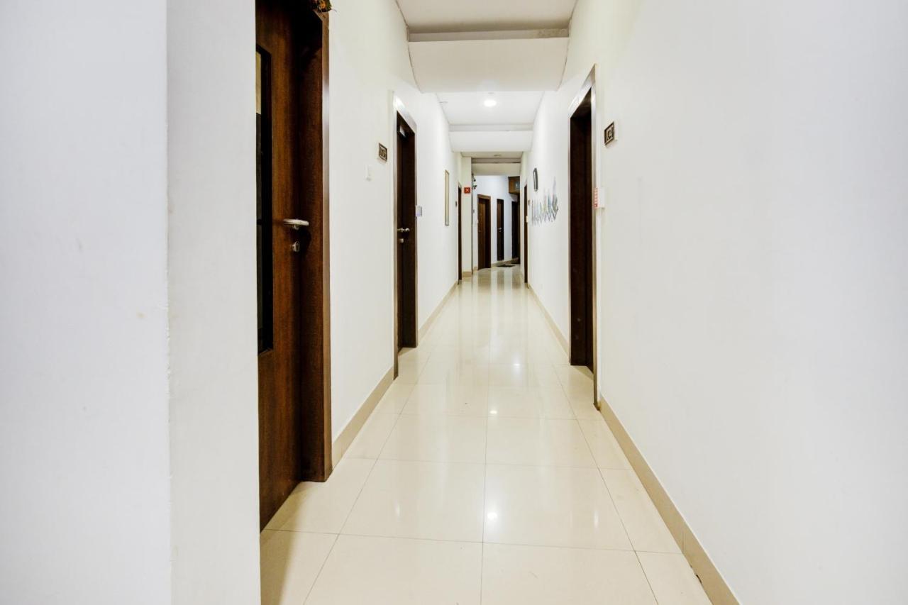 Capital O 77295 Hotel Bansidhar Bhuvan Bombay Eksteriør billede