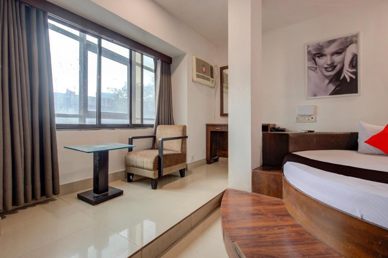 Capital O 77295 Hotel Bansidhar Bhuvan Bombay Eksteriør billede