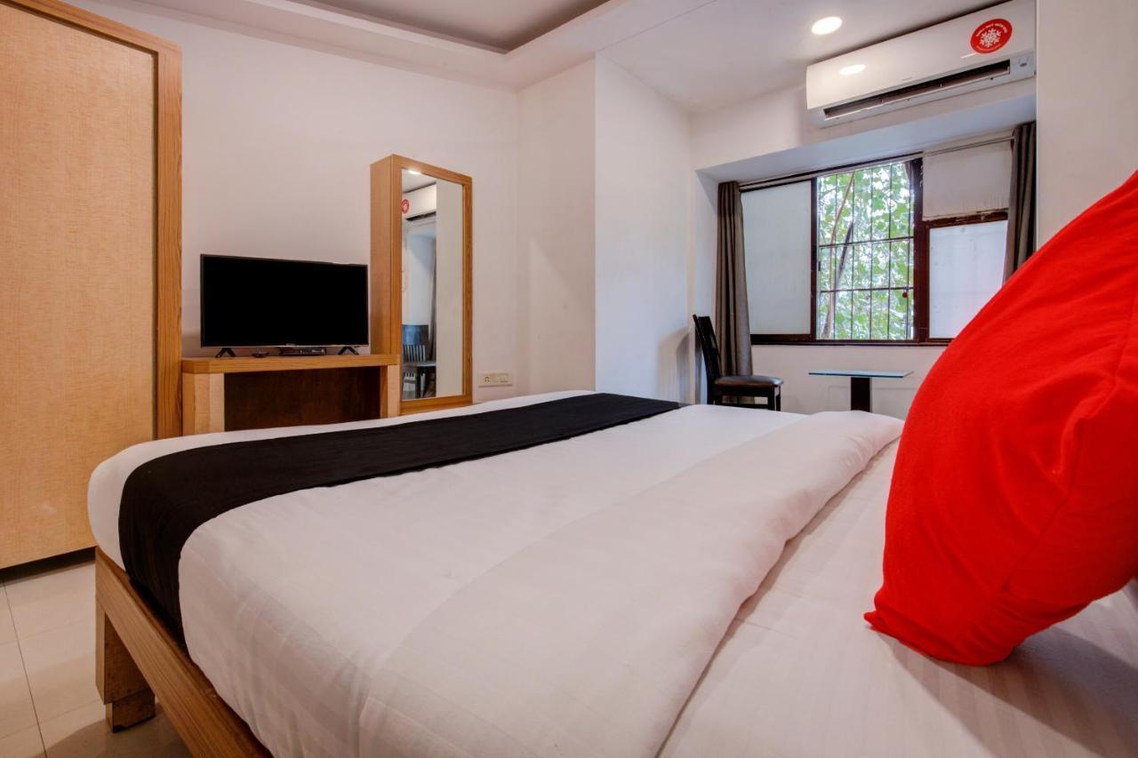Capital O 77295 Hotel Bansidhar Bhuvan Bombay Eksteriør billede
