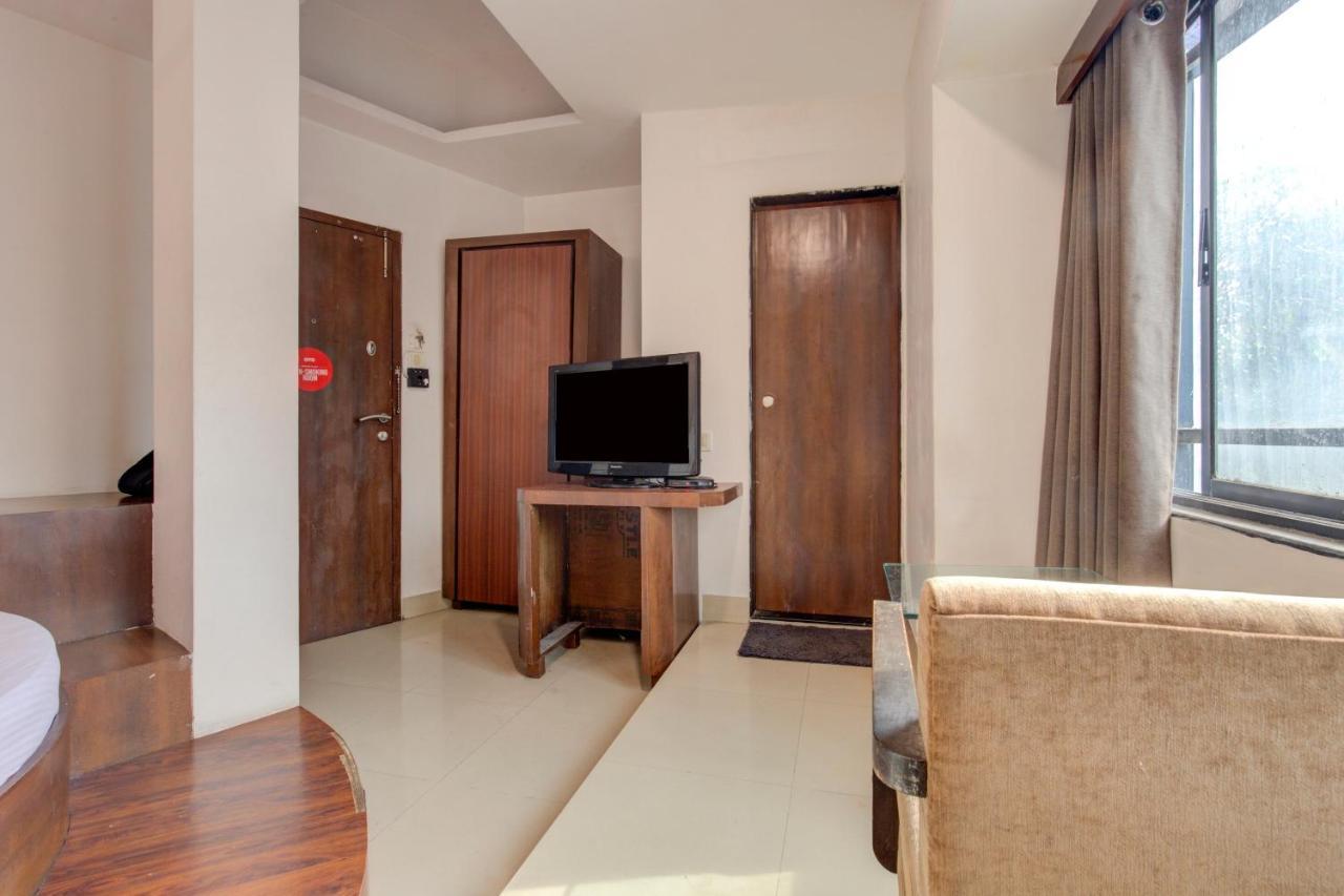 Capital O 77295 Hotel Bansidhar Bhuvan Bombay Eksteriør billede