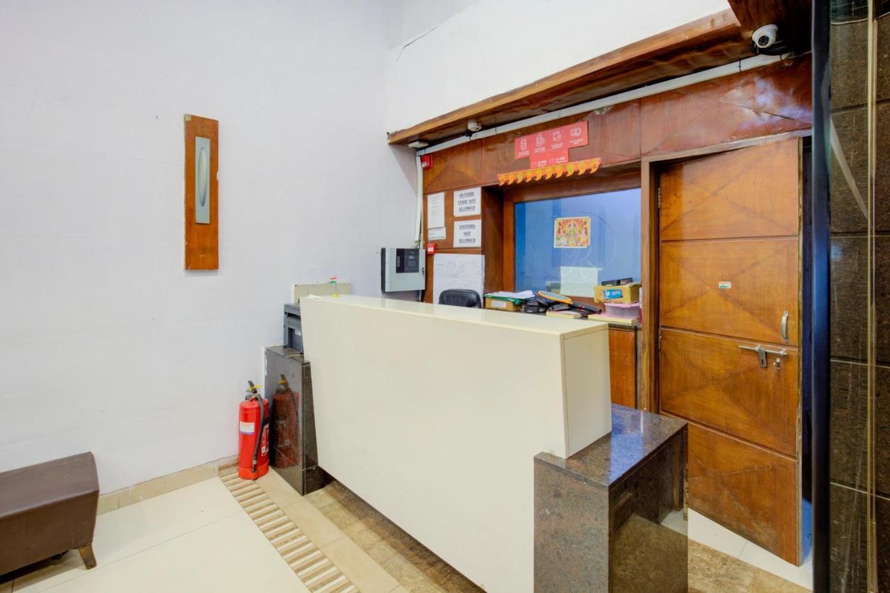 Capital O 77295 Hotel Bansidhar Bhuvan Bombay Eksteriør billede