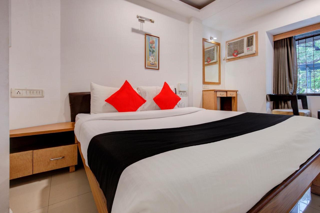 Capital O 77295 Hotel Bansidhar Bhuvan Bombay Eksteriør billede